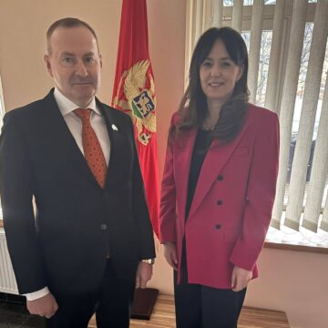 Микола Скрипковський відвідав Посольство Чорногорії в Україні Почесний консул Молдови у Хмельницькому Микола Скрипковський відвідав Посольство Чорногорії в Україні