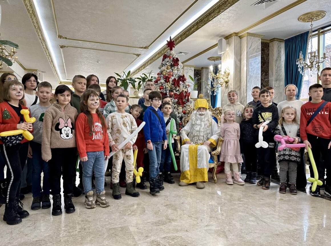 Консульство (6) Почесне консульство Республіки Молдова у Хмельницькому