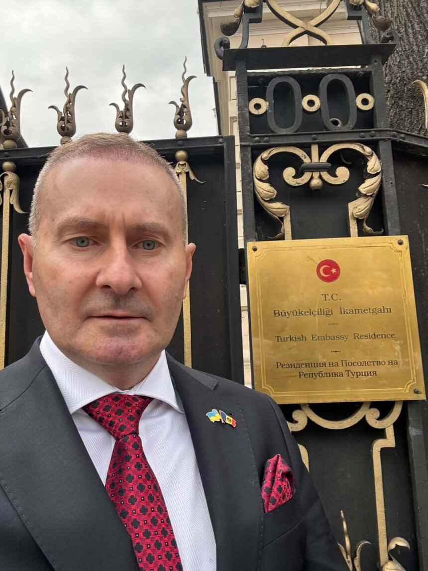 Зустріч з Надзвичайним та Повноважним Послом Турецької Республіки в Болгарії Mehmet Sait Uyank Зустріч з Надзвичайним та Повноважним Послом Турецької Республіки в Болгарії Mehmet Sait Uyank