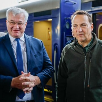 Фото: МЗС Польщі Сікорський прибув до Києва і дав коментар щодо атаки на Польщу
