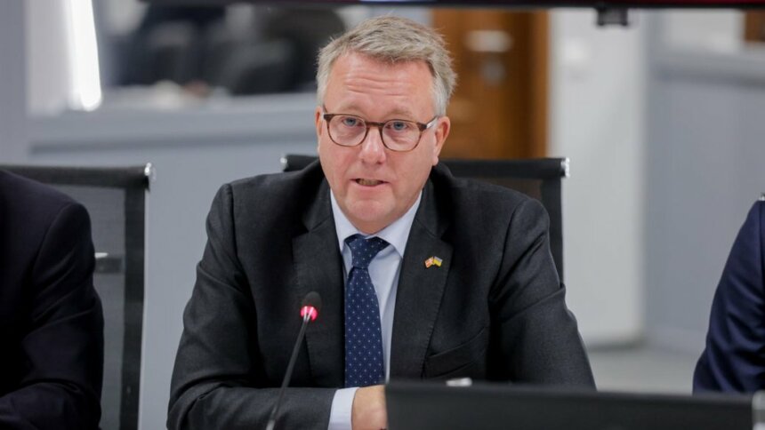 Міністр оборони України Денис Шмигаль Данія створює першу українську оборонну компанію на своїй території