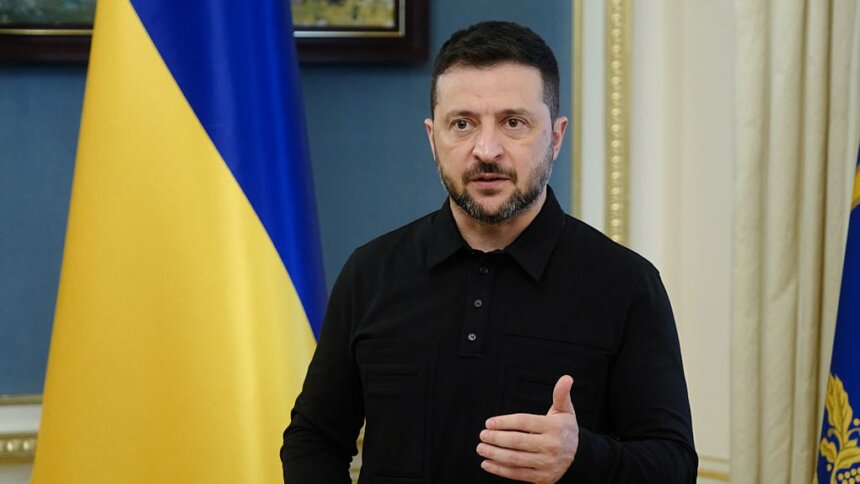 Президент України Володимир Зеленський під час спілкування з журналістами в Києві, 27 вересня 2025 року. Getty Images/Vitalii Nosach/Global Images Ukraine Зеленський обговорив із Raytheon і Lockheed Martin посилення ППО України та спільне виробництво
