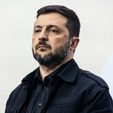 Президент України Володимир Зеленський під час пресконференції на полях саміту Європейського політичної спільноти, Копенгаген, Данія, 2 жовтня 2025 року. Getty Images/Kristian Tuxen Ladegaard Berg/SOPA Images/LightRocket Володимир Зеленський запропонував США спільні проєкти, які допоможуть замінити російські газ і нафту в Європі.