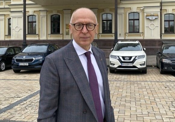 Ігор Осташ. Facebook/Ihor Ostash Новим директором Дипломатичної академії став дипломат Ігор Осташ