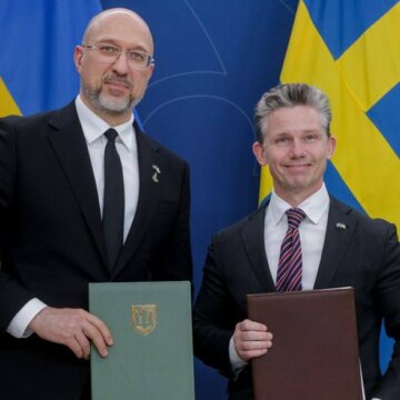Міністри оборони України та Швеції Денис Шмигаль і Пол Йонсон. Денис Шмигаль/Telegram Україна та Швеція розвиватимуть оборонні інновації — підписано лист про наміри