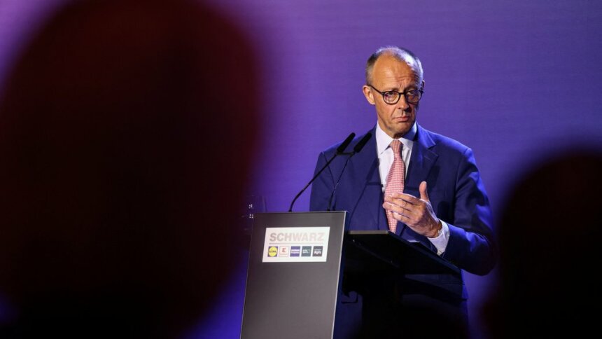 Берлін і Париж проти повернення РФ до G8