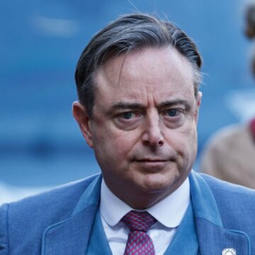 Прем’єр-міністр Бельгії Барт де Вевер в Егмонтському палаці в Брюсселі, Бельгія, 3 лютого 2025 року. Getty Images/Simon Wohlfahrt/Bloomberg Прем’єр Бельгії розкритикував план ЄС щодо російських активів