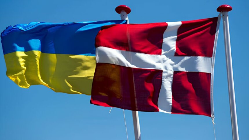 Прапори України та Данії Данія оголосила 28-й пакет військової допомоги Україні на 217 мільйонів доларів