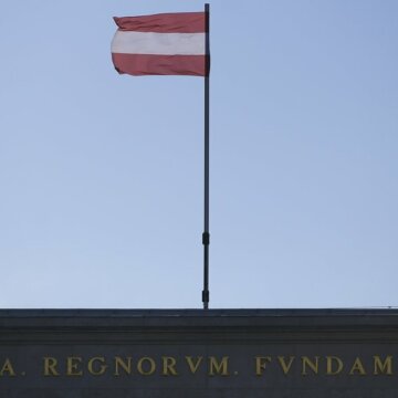 Міністр транспорту Австрії спростував звинувачення у «сумнівному подарунку» Україні Міністр транспорту Австрії спростував звинувачення у «сумнівному подарунку» Україні