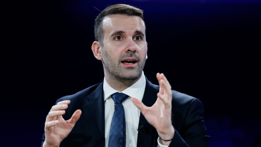 Прем'єр-міністр Чорногорії Мілойко Спаїч під час панельної дискусії на Всесвітньому економічному форумі у Давосі, Швейцарія, 22 січня 2025 року. Getty Images/Stefan Wermuth/Bloomberg Чорногорія посилює візові правила