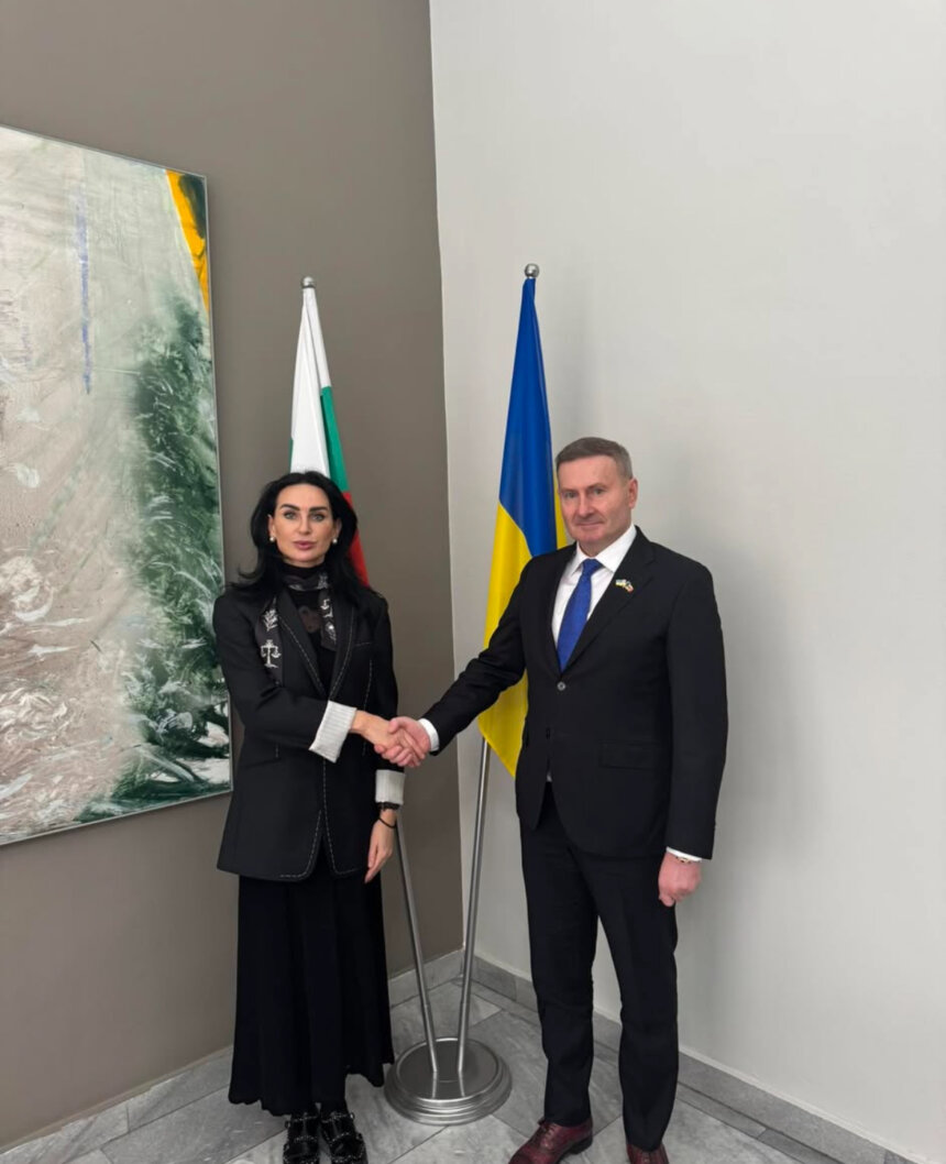 Почесний консул Республіки Молдова в місті Хмельницькому відвідав посольство України в Болгарії Почесний консул Республіки Молдова в місті Хмельницькому відвідав посольство України в Болгарії