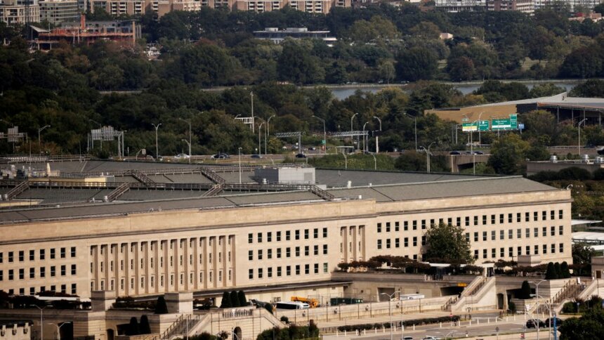 Китай ввів санкції проти 20 американських оборонних компаній