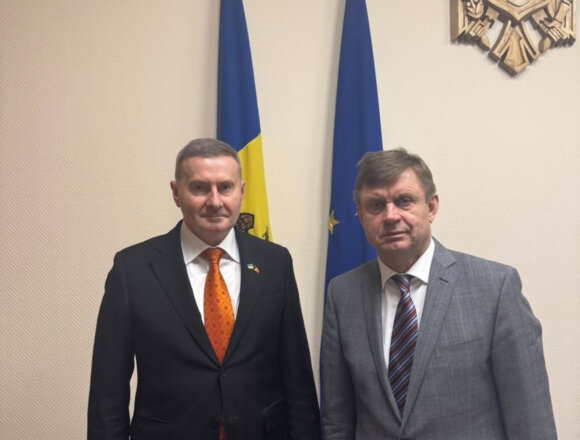 Микола Скрипковський зустрівся з віце-прем’єром Молдови з реінтеграції Валеріу Ківерем Микола Скрипковський зустрівся з віце-прем’єром Молдови з реінтеграції Валеріу Ківерем