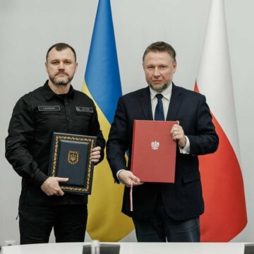 Україна та Польща створять три робочі групи для протидії спільним загрозам безпеки Україна та Польща створять три робочі групи для протидії спільним загрозам безпеки