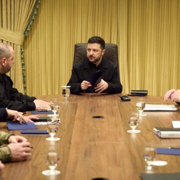 Зеленський провів нараду з делегацією після переговорів у США