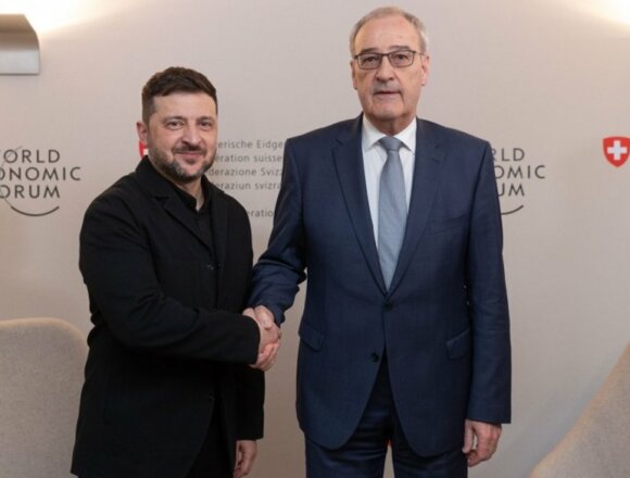 Зеленський у Давосі зустрівся з президентом Швейцарії Пармеленом
