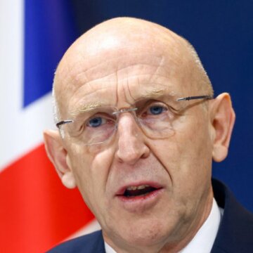 Велика Британія оголосила конкурс на розробку балістичних ракет для України з дальністю понад 500 км Велика Британія оголосила конкурс на розробку балістичних ракет для України з дальністю понад 500 км