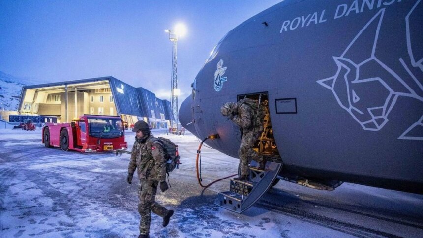 Данія посилює військову присутність на Гренландії Данія посилює військову присутність на Гренландії