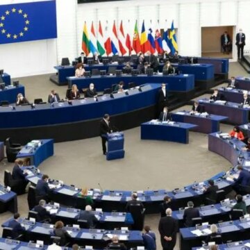 ЄС заморозив роботу над торговельною угодою зі США