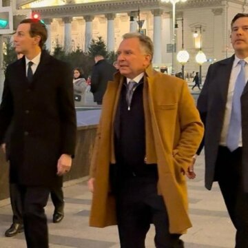 Віткофф і Кушнер представлятимуть США на паризькій зустрічі “Коаліції охочих” Віткофф і Кушнер представлятимуть США на паризькій зустрічі “Коаліції охочих”