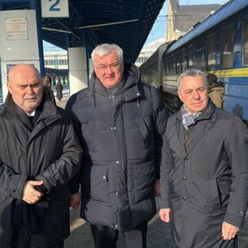 57c7228ac0d7fc59 Глава ОБСЄ та міністр закордонних справ Швейцарії Кассіс прибули до Києва для обговорення безпекової співпраці