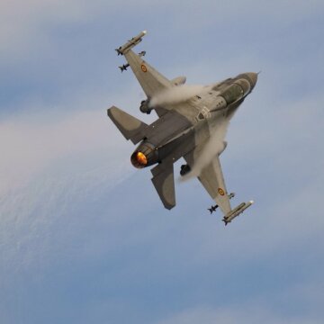 Нідерланди передадуть Україні симулятори F-16 для підготовки пілотів Нідерланди передадуть Україні симулятори F-16 для підготовки пілотів