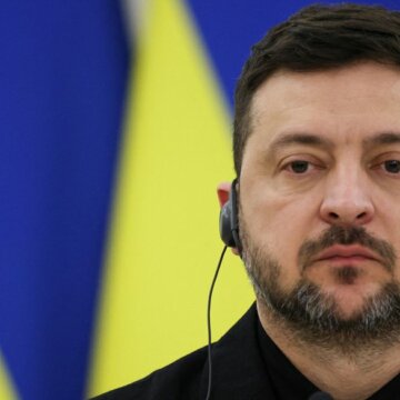 Зеленський анонсував відкриття 10 експортних центрів української зброї в Європі до кінця 2026 року Зеленський анонсував відкриття 10 експортних центрів української зброї в Європі до кінця 2026 року