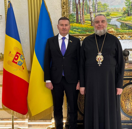 Почесне консульство Республіки Молдови в Хмельницькому прийняло з офіційним візитом Митрополита Хмельницького і Шепетівського Почесне консульство Республіки Молдови в Хмельницькому прийняло з офіційним візитом Митрополита Хмельницького і Шепетівського