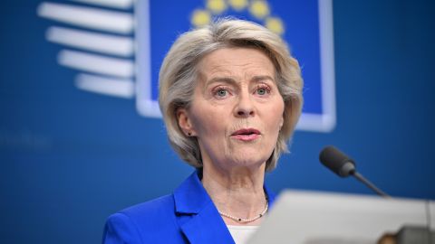 _fon_der_lyaen__gettyimages_2242542830_0836b4fa37a919c0f50f2e7bf8fbdac1_480x270 ЄС виконає обіцянку надати Україні кредит на 90 млрд євро попри блокування Угорщиною