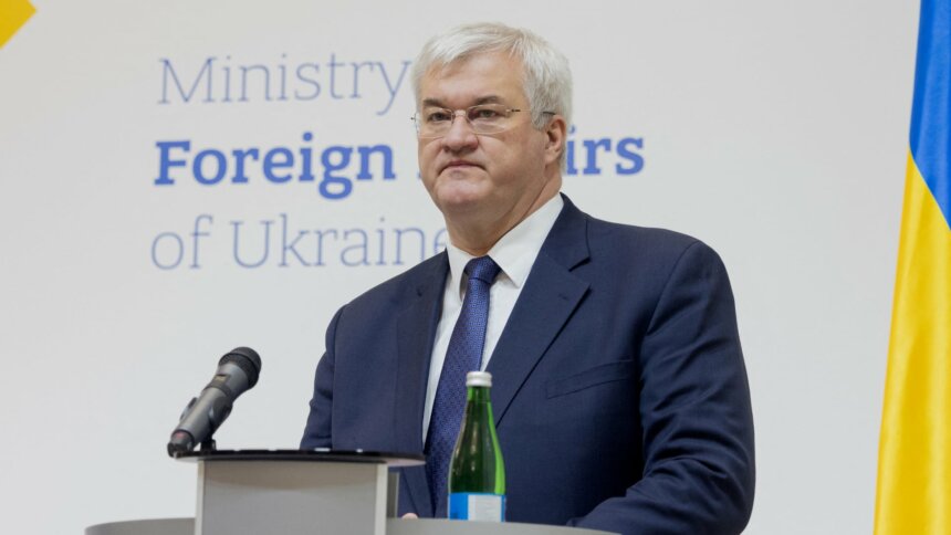 Представники НБУ терміново вирушають до Будапешта для з’ясування ситуації з затриманими інкасаторами Ощадбанку