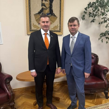 Микола Скрипковський провів зустріч із віцепрем’єр-міністром з реінтеграції Валеріу Ківерем Микола Скрипковський провів зустріч із віцепрем’єр-міністром з реінтеграції Валеріу Ківерем