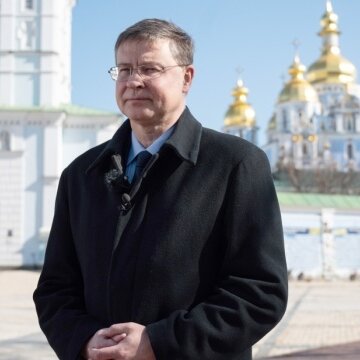Єврокомісар Домбровскіс відвідає Київ для обговорення ремонту укриття Чорнобильської АЕС
