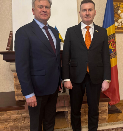 Почесний консул Микола Скрипковський зустрівся з Надзвичайним і Повноважним Послом Віктором Кіріле