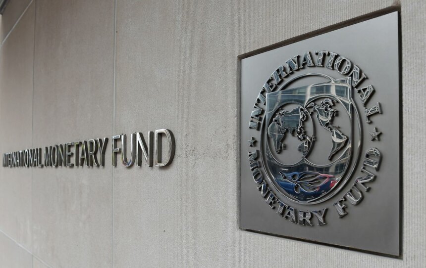 Місія МВФ розпочала роботу в Києві для першого перегляду програми фінансування